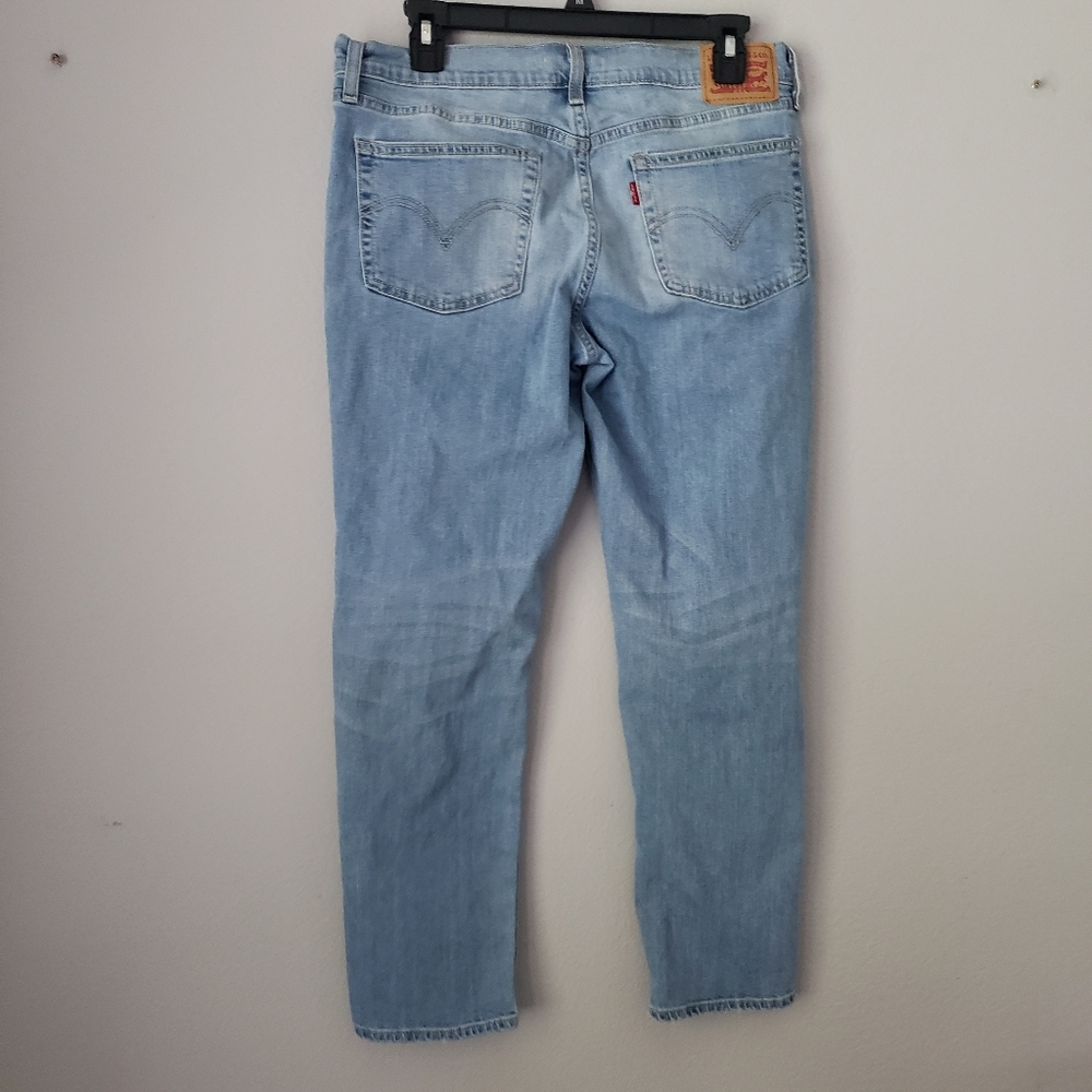 Levis Lowrise Jeans - Picture 2 of 5